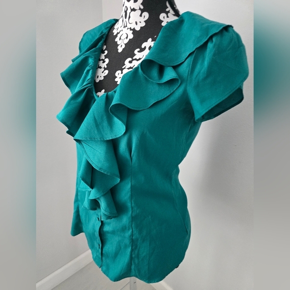 Banana Republic Ruffled Blouse size XS - Picture 3 of 8